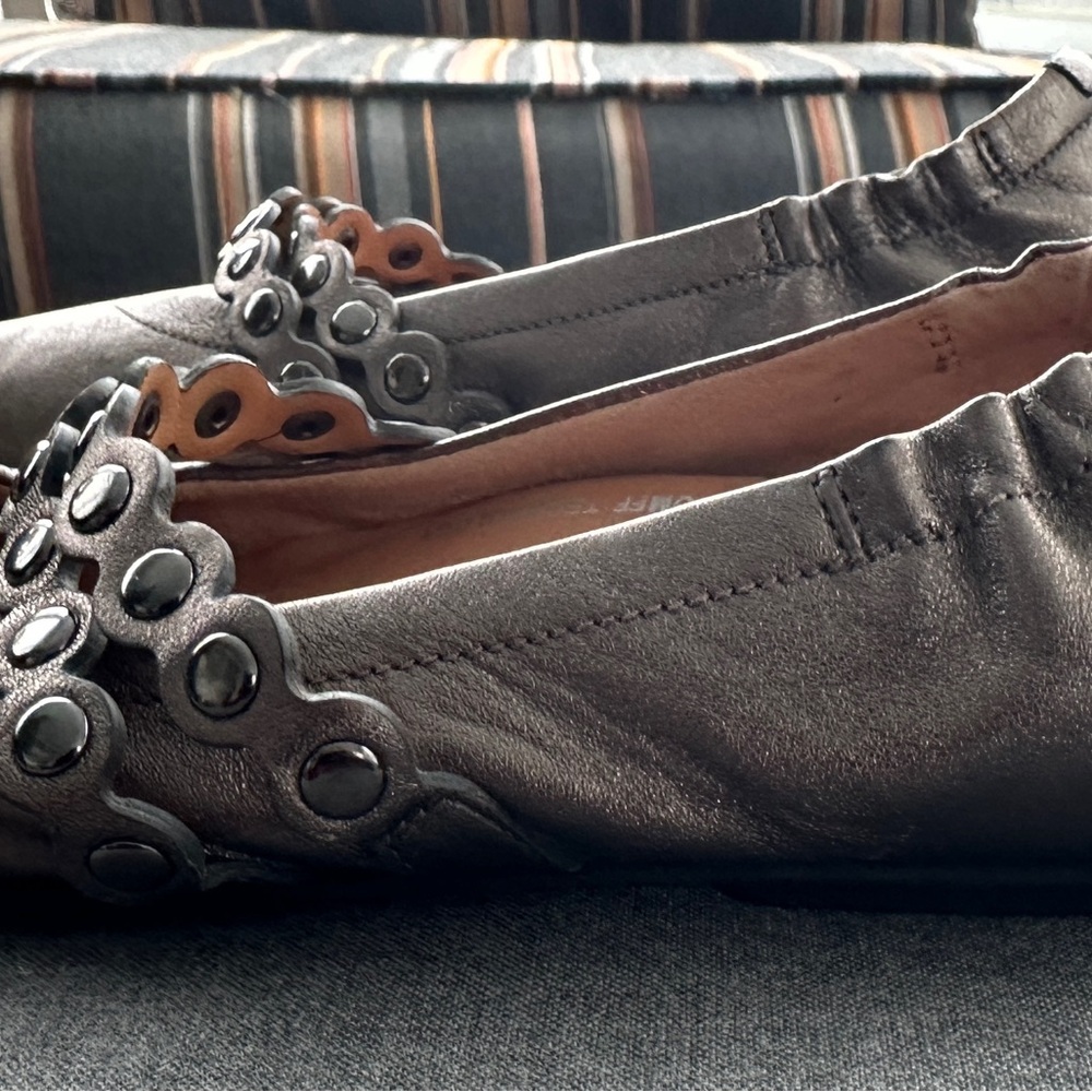 Fitflop Metallic Flats with Decorative Strap - Picture 3 of 4